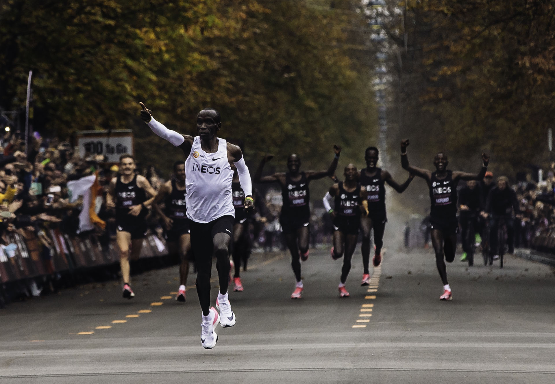 キプチョゲ選手の偉業を祝したカラーリングのナイキ エア ズーム アルファフライ ネクスト％ ｜ FLY BASKETBALL CULTURE  MAGAZINE ｜ バスケットボール ファッション・カルチャー マガジン