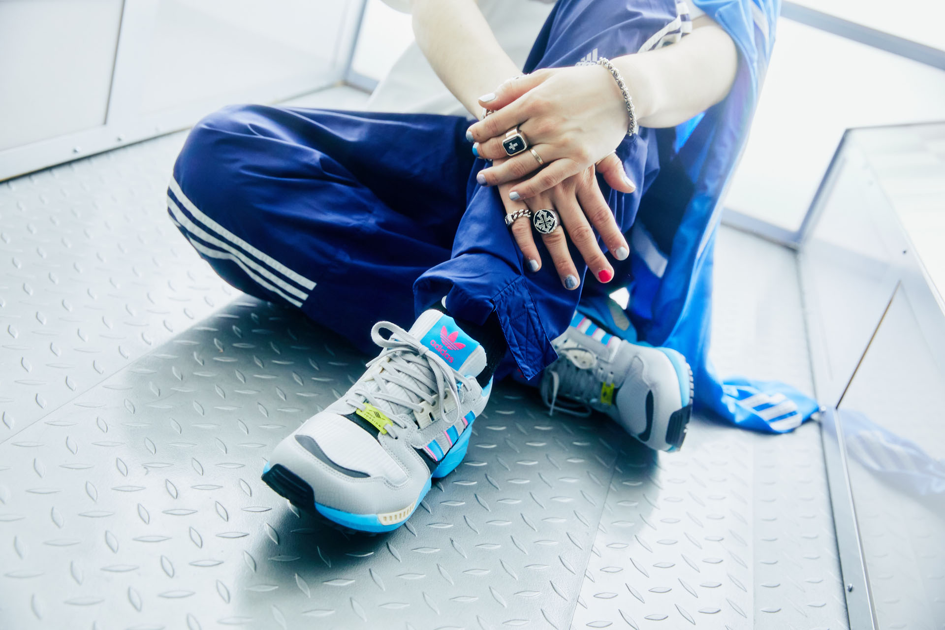 atmosから 「adidas ZX8000 G-SNK atmos “TJ”」が5月14日(土)登場 