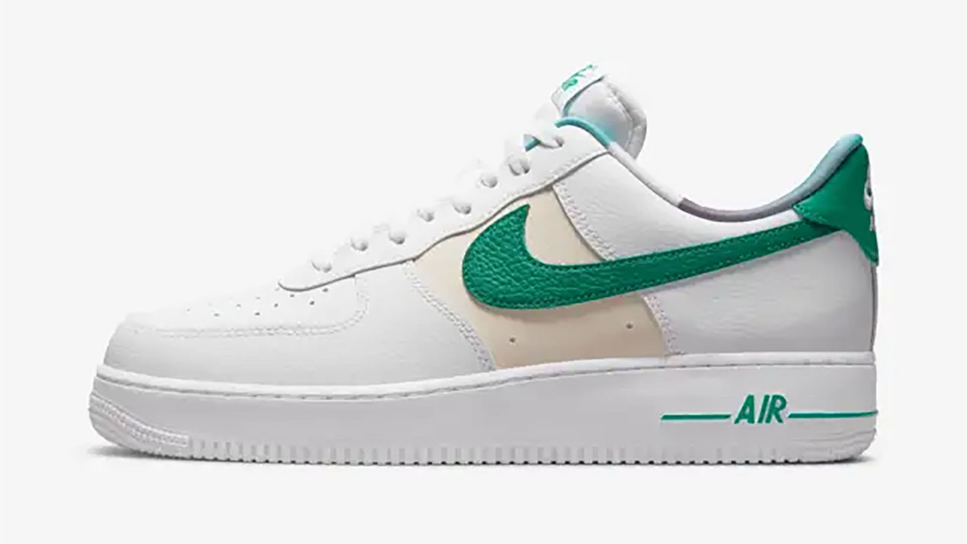 AIR FORCE 1 '07 LV8 EMB ”White and Malachite” ｜ FLY BASKETBALL ...