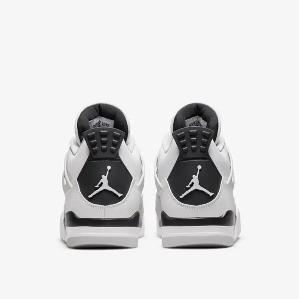 AIR JORDAN 4 'White and Black' ｜ FLY BASKETBALL CULTURE MAGAZINE 
