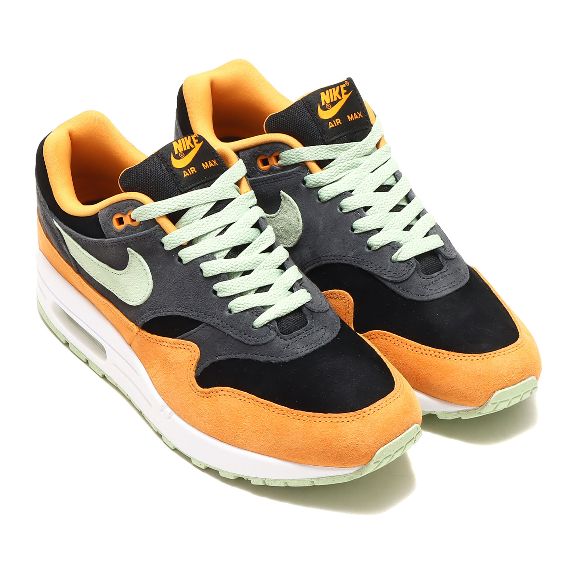 Apple Butter Store NIKE atmos