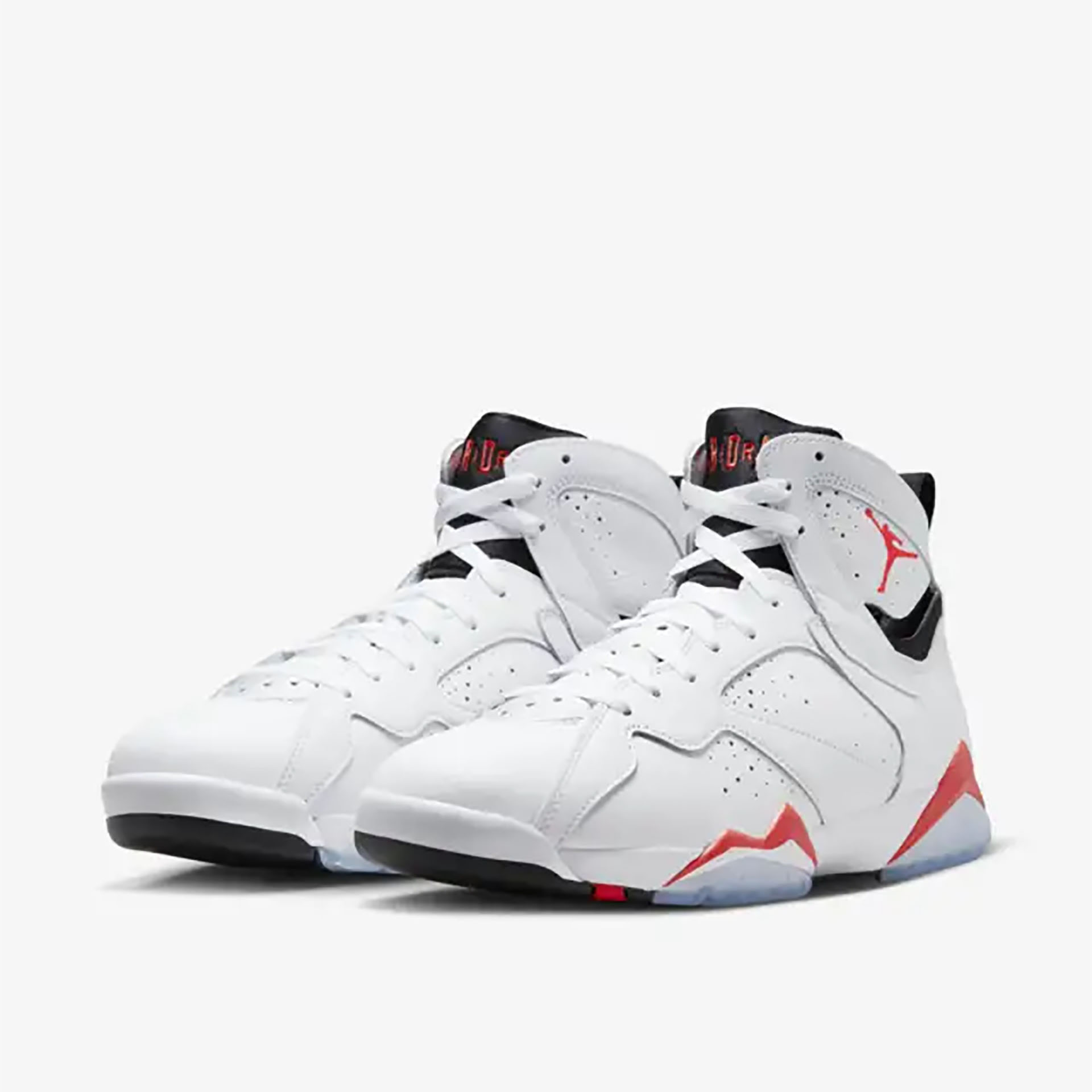 AIR JORDAN 7 'White Infrared' ｜ FLY BASKETBALL CULTURE MAGAZINE