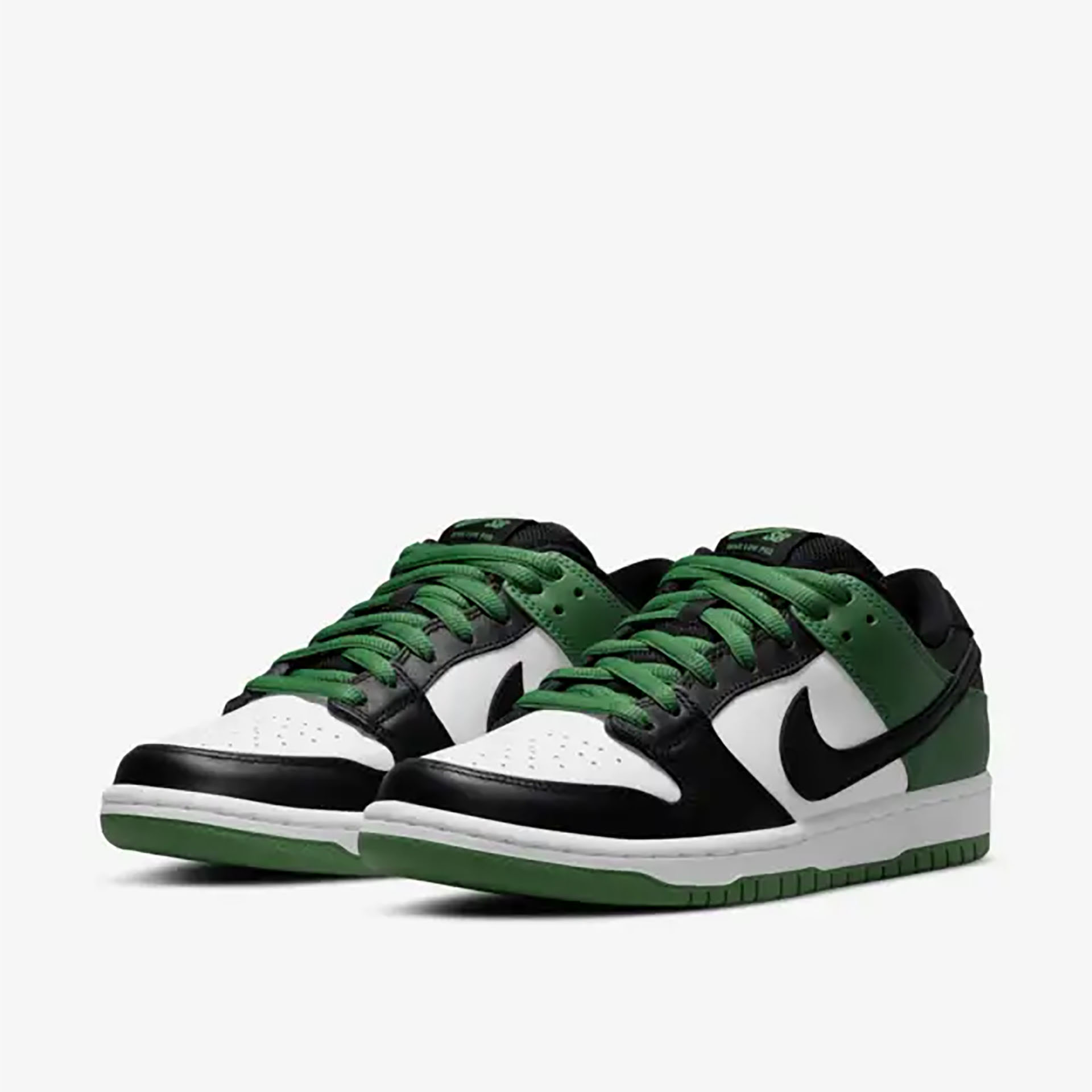 NIKE SB DUNK LOW PRO 'Black and Classic Green' ｜ FLY BASKETBALL ...