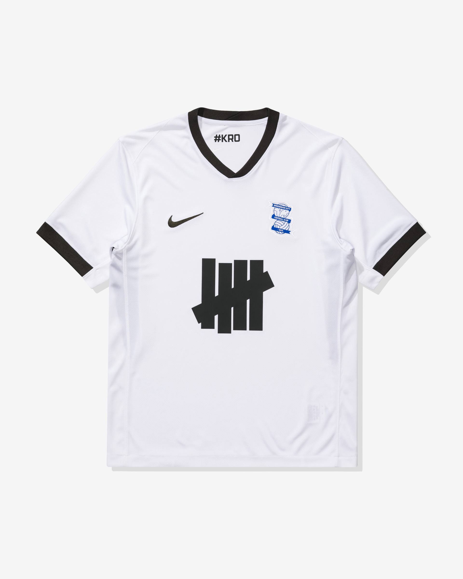 今 話題 の 人気 商品 UNDEFEATEDがバーミンガム・シティFCのNIKEユニフォームを発売 ウェア